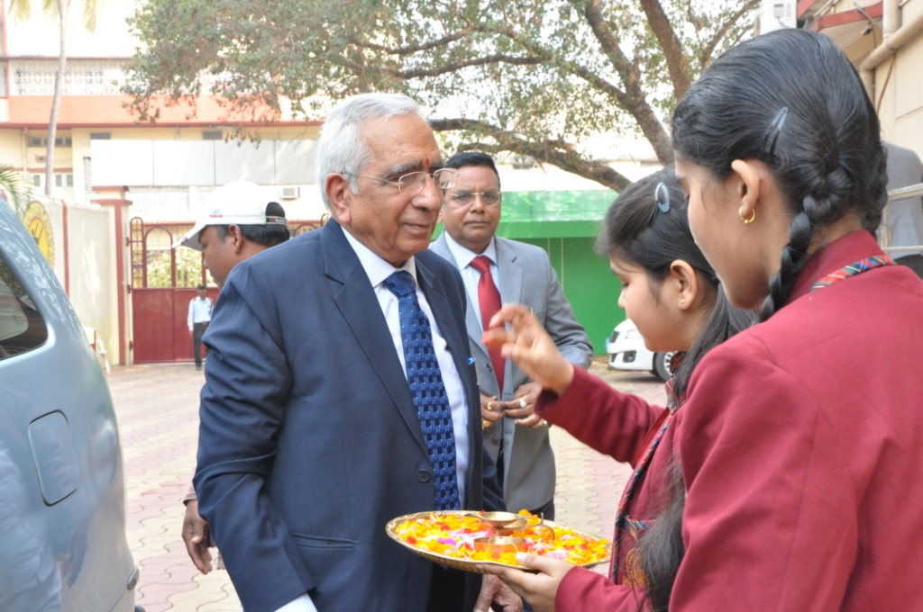 TO DAV PUBLIC SCHOOL