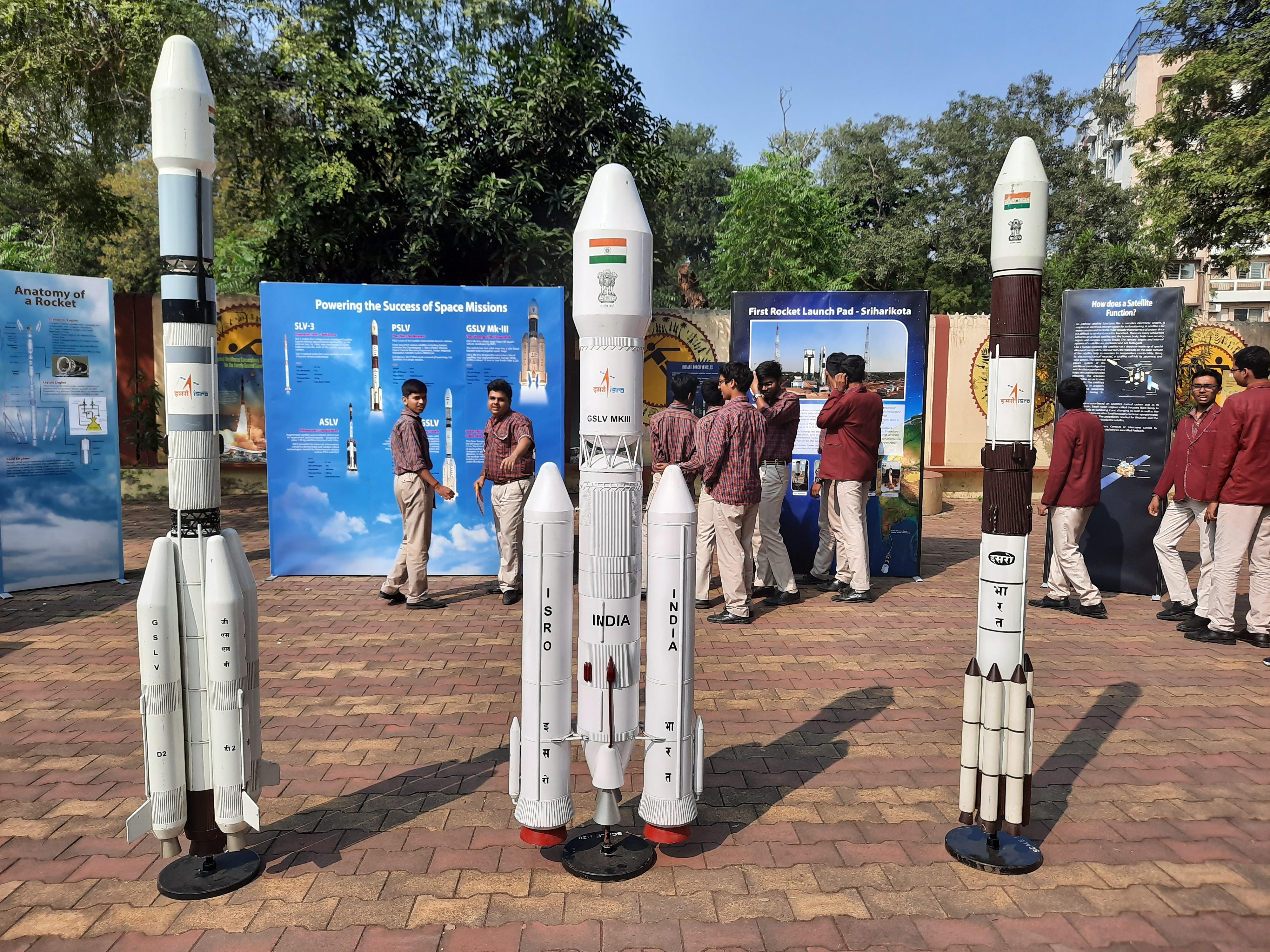 TO DAV PUBLIC SCHOOL